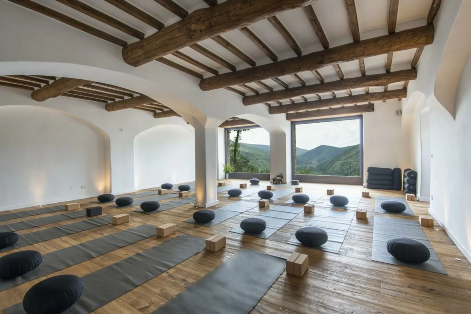 Yoga studio with mountain views in Umbria